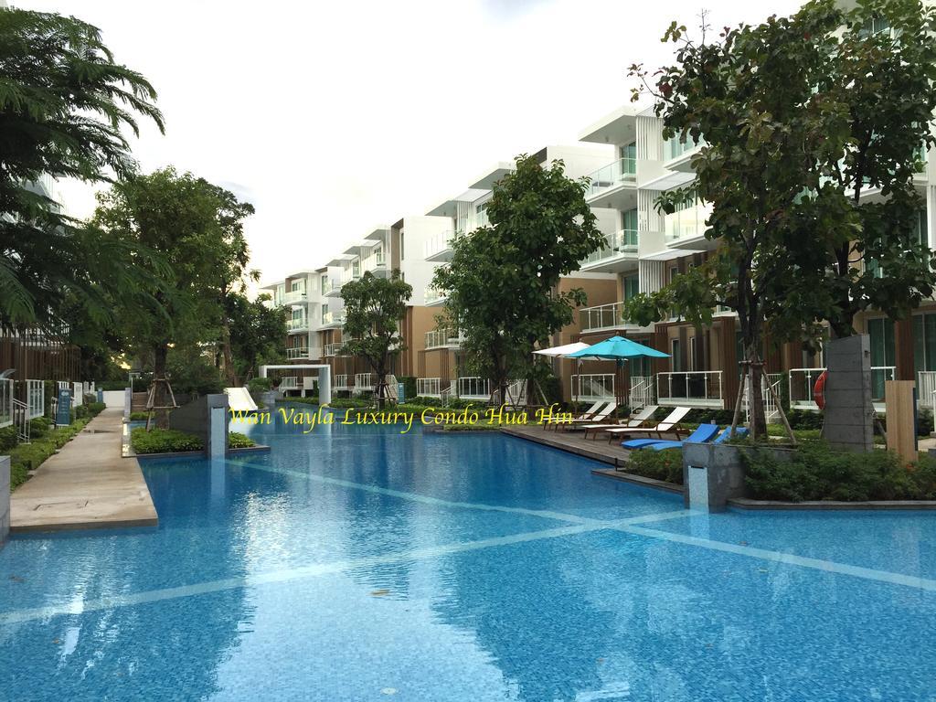 Luxury Beachfront Condo Хуахін Екстер'єр фото