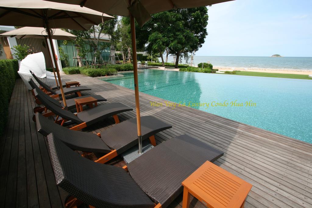 Luxury Beachfront Condo Хуахін Екстер'єр фото