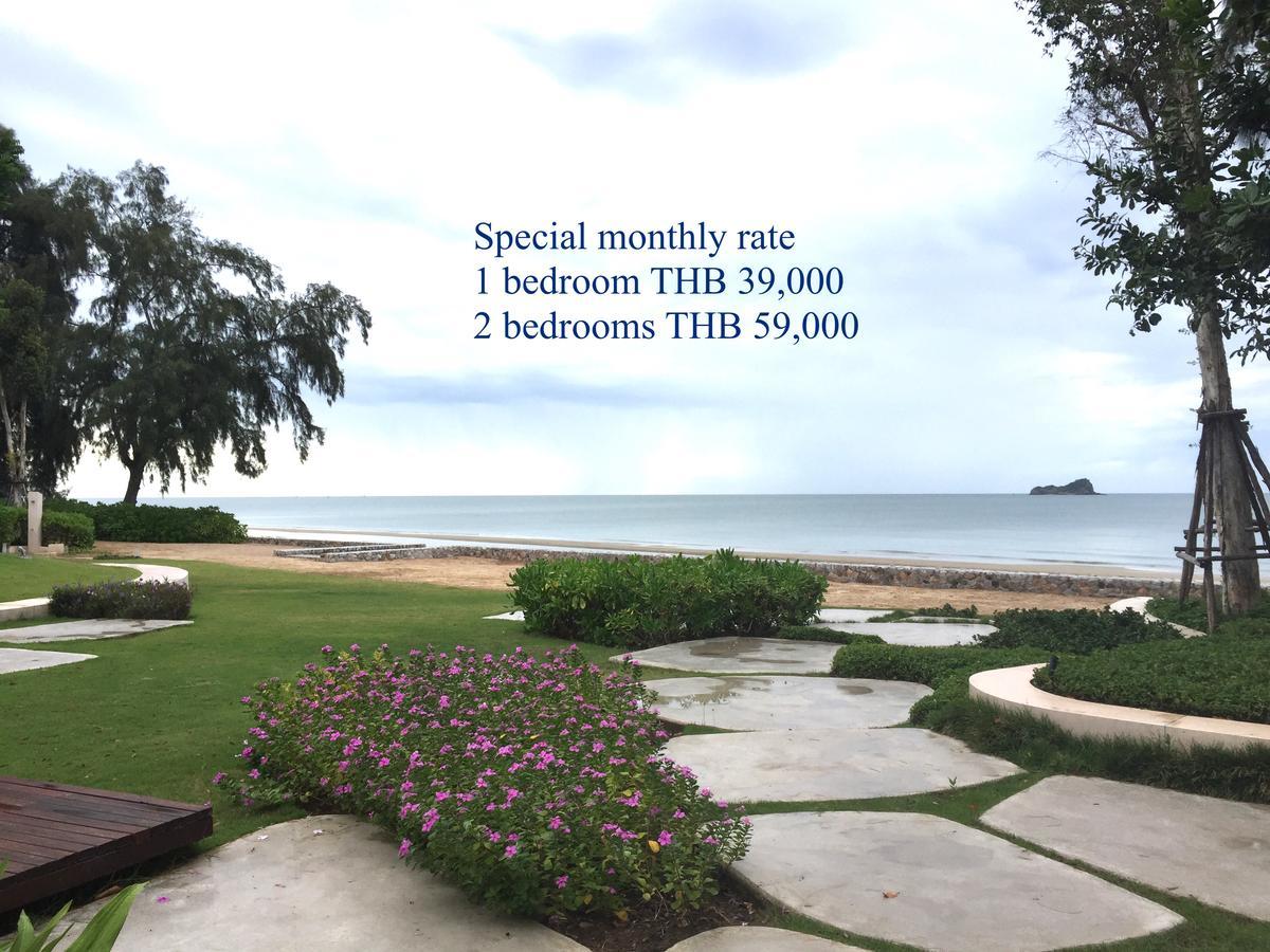 Luxury Beachfront Condo Хуахін Екстер'єр фото