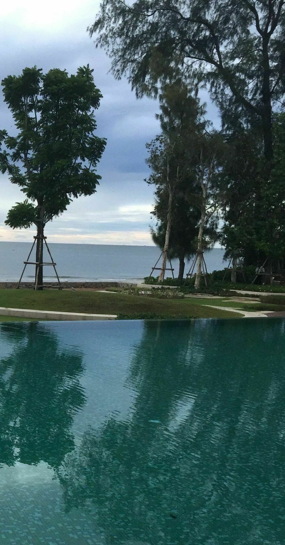 Luxury Beachfront Condo Хуахін Екстер'єр фото