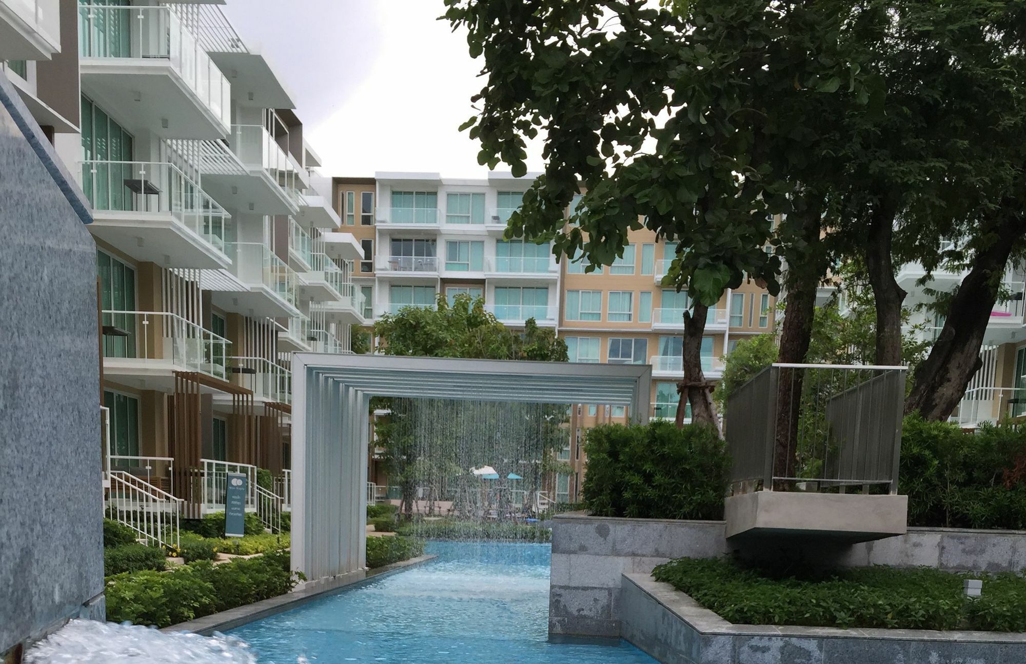 Luxury Beachfront Condo Хуахін Екстер'єр фото